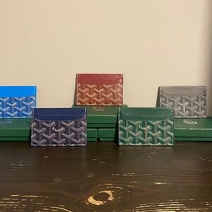5 colours of goyard cardholders
